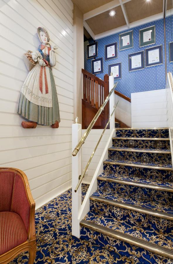 פרת'' European Hotel מראה חיצוני תמונה