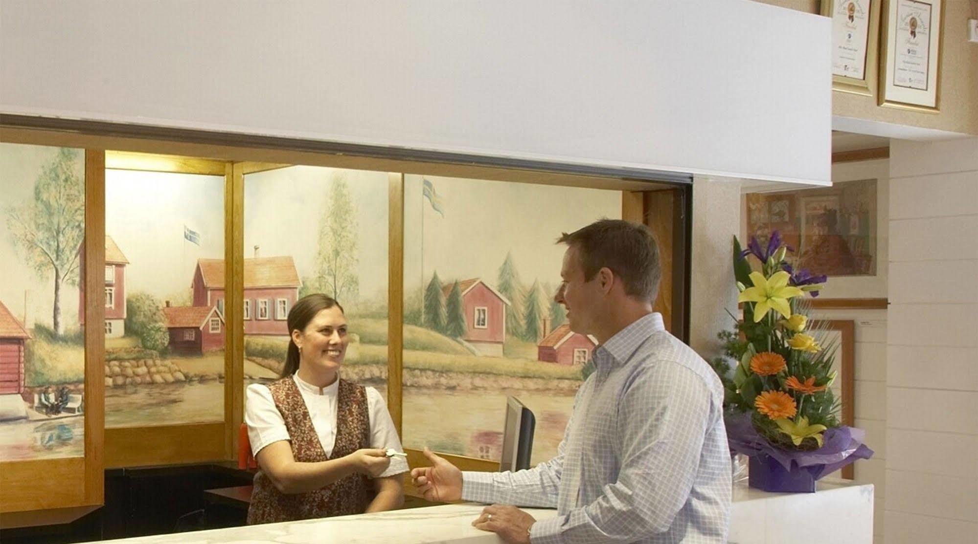 פרת'' European Hotel מראה חיצוני תמונה